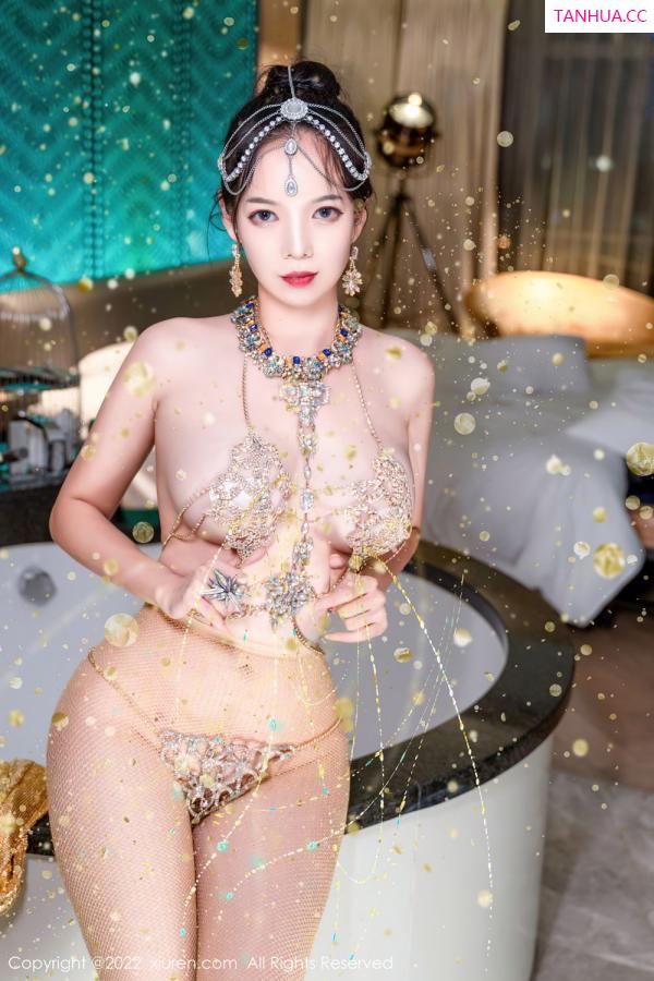 大美媚京  [XiuRen]高清写真图 2022.09.08 No.5559 大美妞儿第51张图片